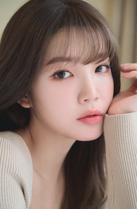 Okurrr Kristin - 灰色