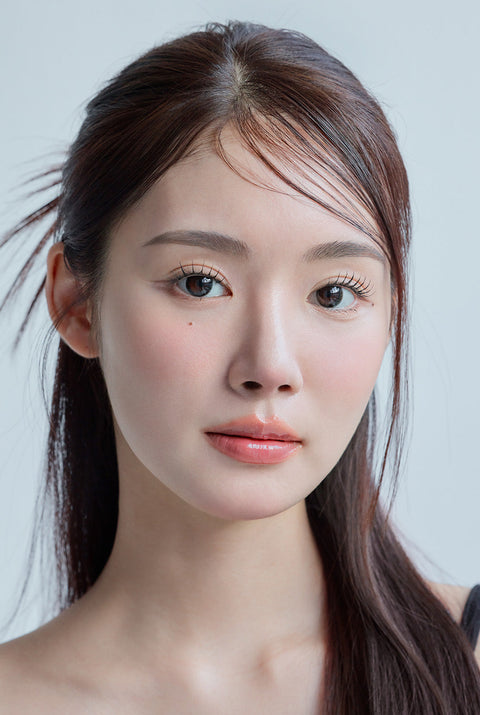 Blurred Kristin - 黑色