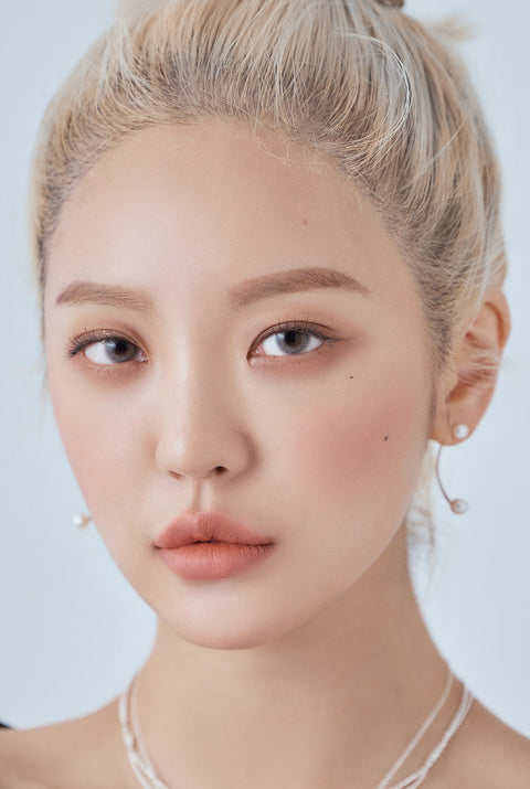 OMG Kristin - 灰色
